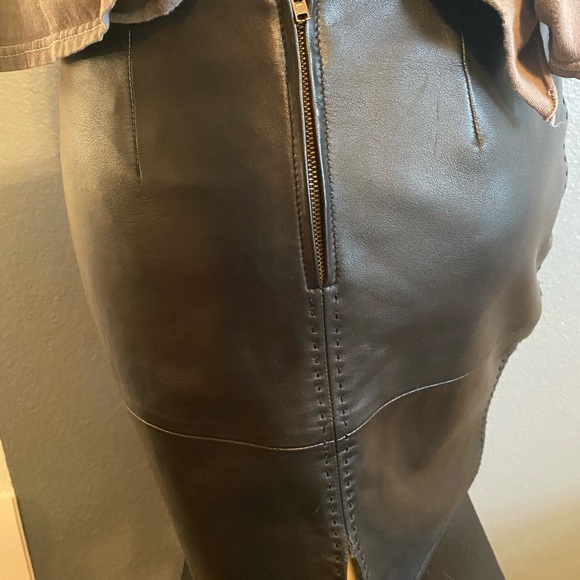 90’s Real Leather Skirt w. Stitching Sz M - Picture 8 of 8